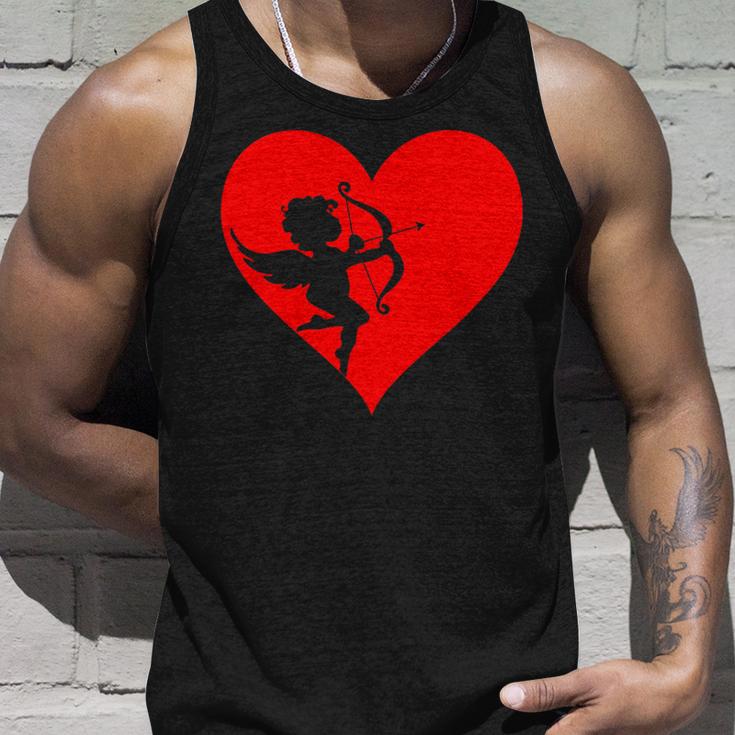 Cupid With Bow And Arrow Fun Love Heart Tank Top Geschenke für Ihn