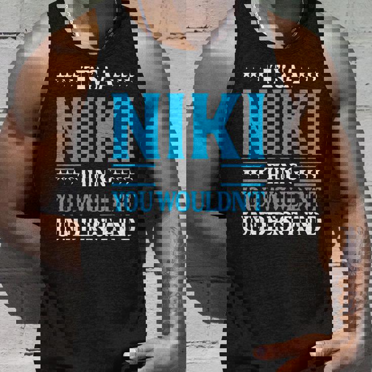 Es Una Cosa De Niki Que No Entendería El Nombre De Una Niña Niki Camiseta sin mangas Regalos para él