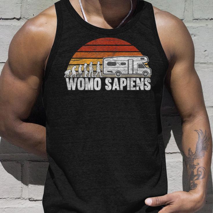 Evolution Caravan Camping Womo Sapiens Tank Top Geschenke für Ihn