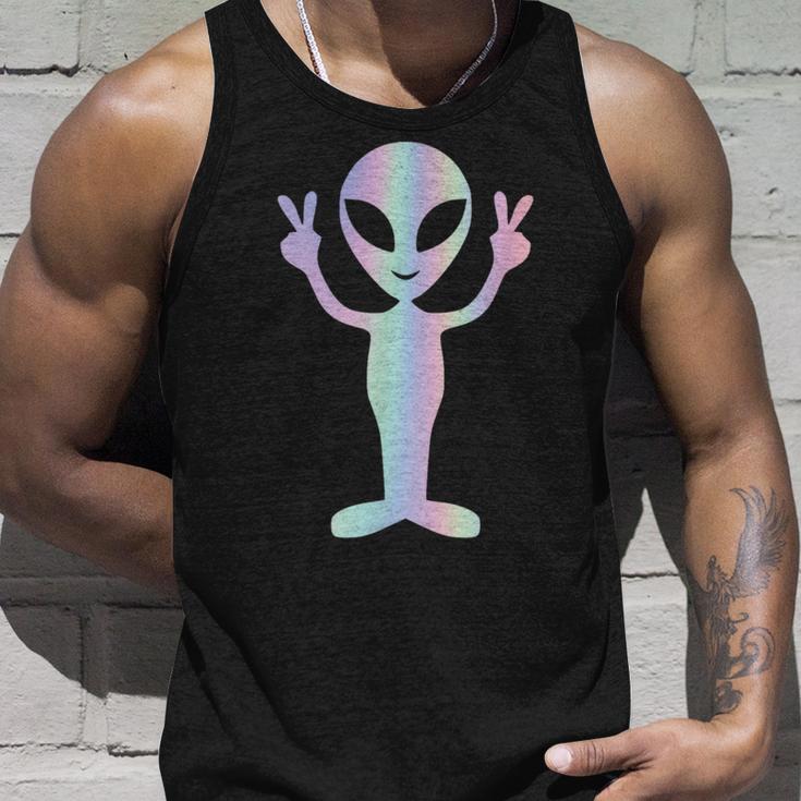 Alien Peace Sign Smiling Face Rave Music Trippy Tank Top Geschenke für Ihn