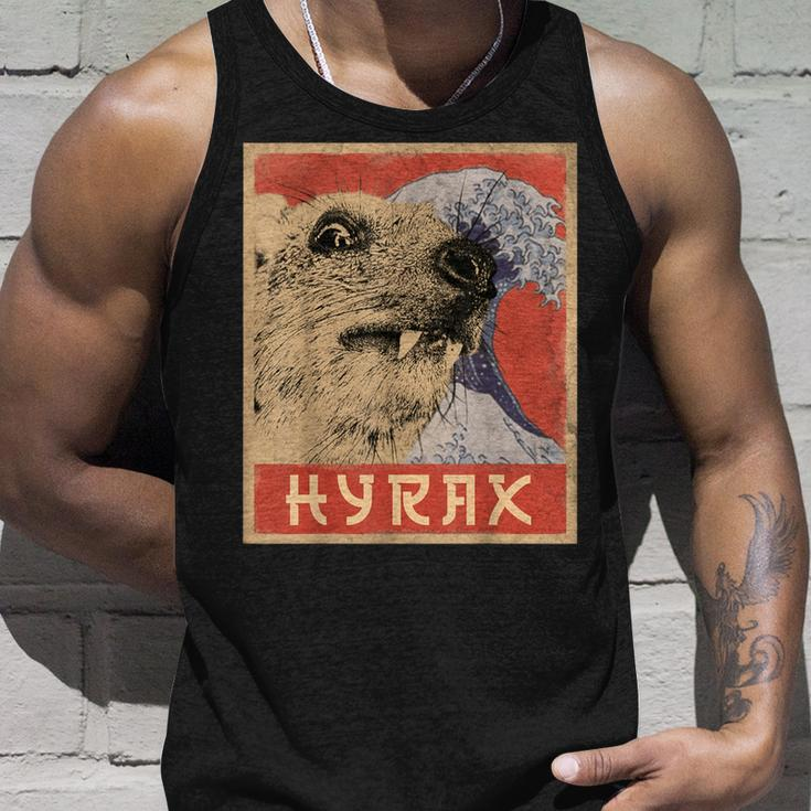 Hyrax Japaneseintage Style Hyrax Meme Tank Top Geschenke für Ihn