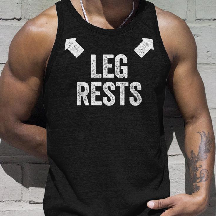 Leg Rests Adult Humour Dad Joke Tank Top Geschenke für Ihn