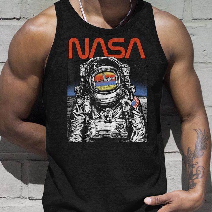 Nasaintage Astronaut Moon Walk Reflection Graphic Tank Top Geschenke für Ihn