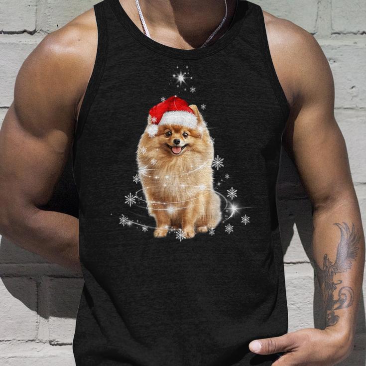 Pomeranian Christmas Tree Santa Hat Lights Jumper Tank Top Geschenke für Ihn