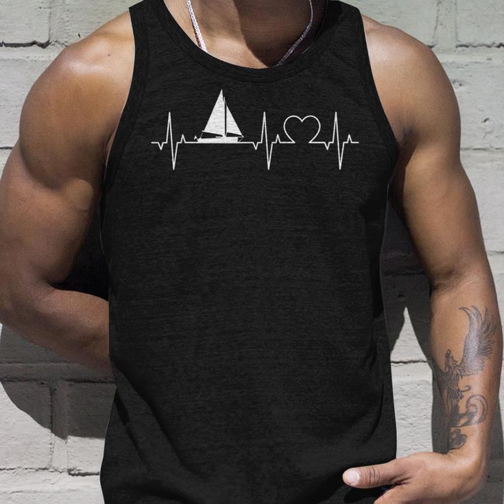 Sailing Boat Heartbeat Sailing Ecg Catamaran Skipper Sailer Tank Top Geschenke für Ihn