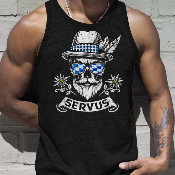 Servus Bayern Skull Bavarian Bua Costume Servus Tank Top Geschenke für Ihn