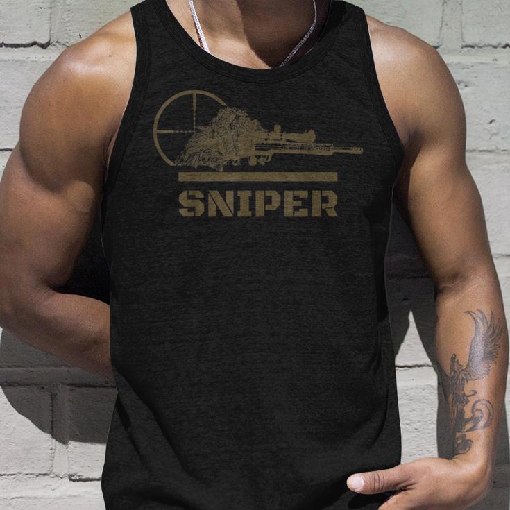 Sniper Ghillie Suit And Crosshair Military Tank Top Geschenke für Ihn