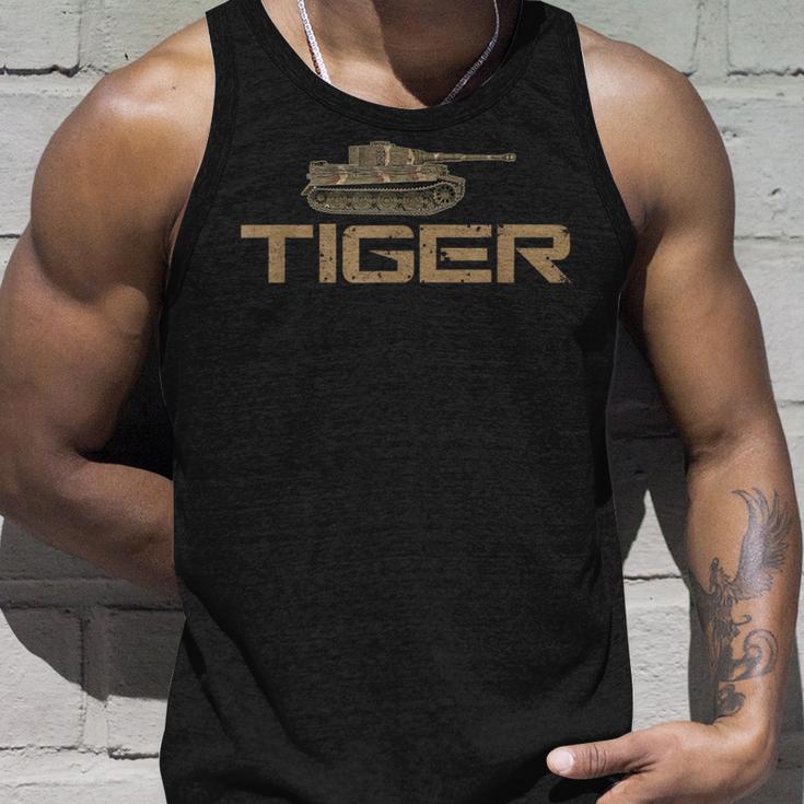 Soldiers Armed Forces In Uniform Camouflage Tiger Tank Tank Top Geschenke für Ihn