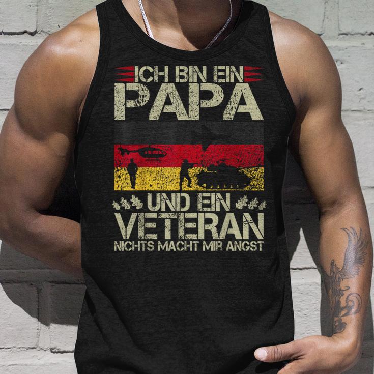 Veteran Father's Day Oak Leaves Soldier And Dad Tank Top Geschenke für Ihn