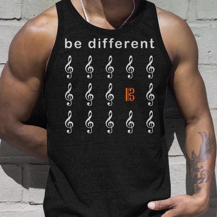 Viola Alto Key Saying Be Different Musician S Tank Top Geschenke für Ihn