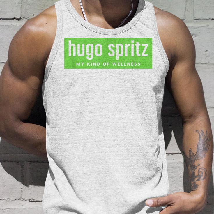 Hugo & Spritz My Kind Of Wellness Summer Cocktail Sparkling Team Tank Top Geschenke für Ihn