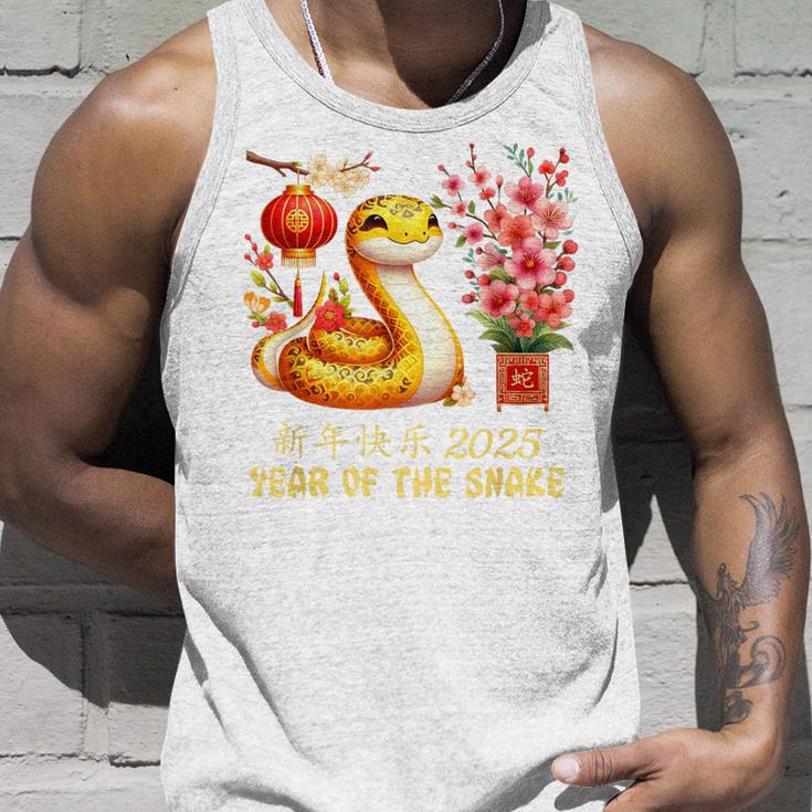 Year Of The Snake 2025 Lunar Chinese New Year Red Red Tank Top Geschenke für Ihn