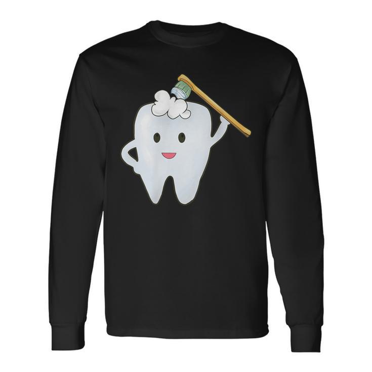 Tooth Brushing The Th With The Toothbrush Langarmshirts Geschenkideen