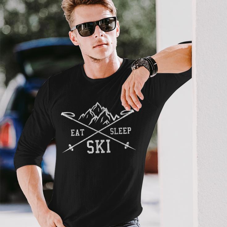 Eat Sleep Ski Repeat Skiing Holidays Skier Langarmshirts Geschenke für Ihn