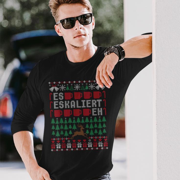 Es Eskaliert Eh Ugly Christmas Sweater Reindeer Christmas Langarmshirts Geschenke für Ihn