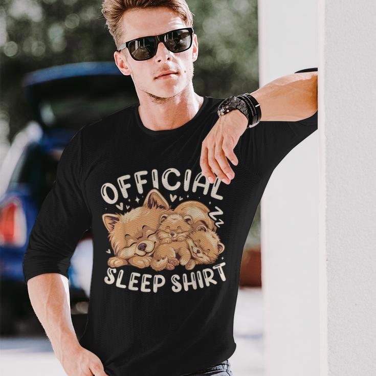 Official Sleep Pomeranian Dog With Puppy Langarmshirts Geschenke für Ihn