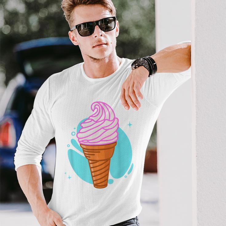 Soft Ice Cream In The Waffle Summer Ice Cream S Langarmshirts Geschenke für Ihn