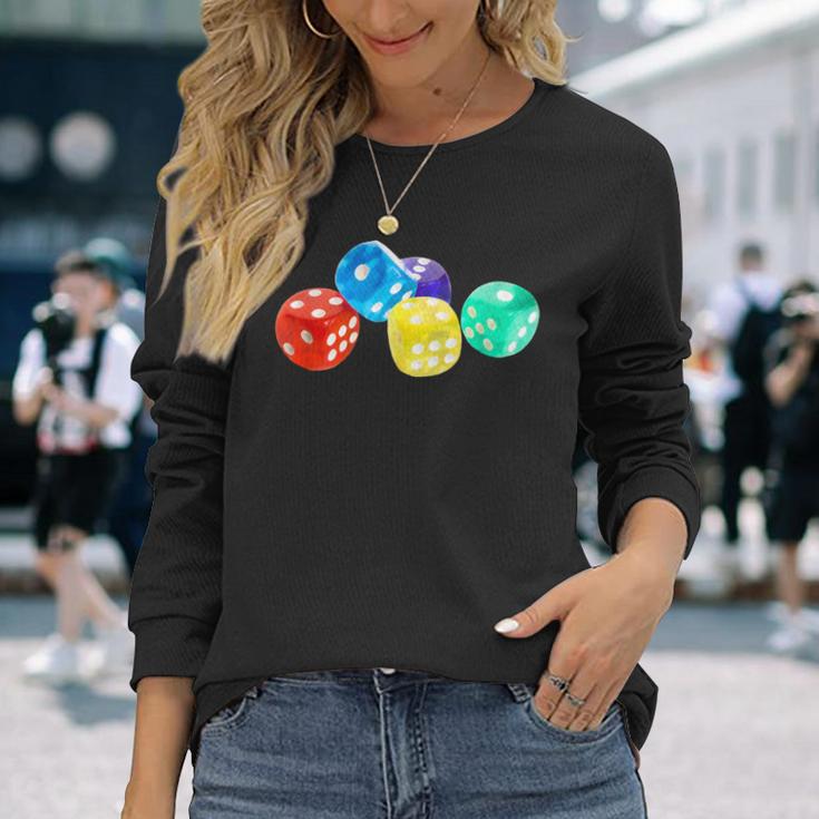 Colourful Dice In Five Different Colours Langarmshirts Geschenke für Sie