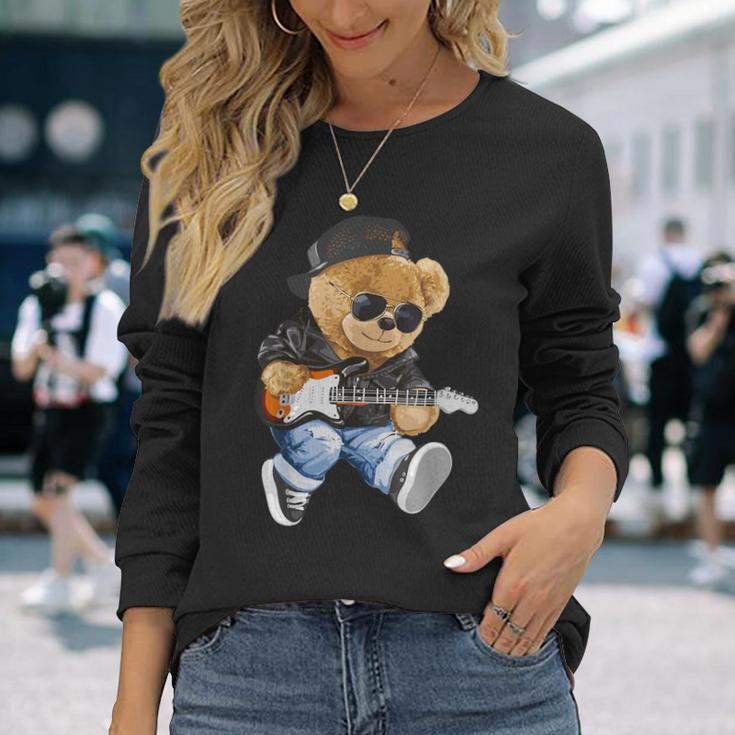 Cute Teddy Bear Playing Electric Guitar Langarmshirts Geschenke für Sie