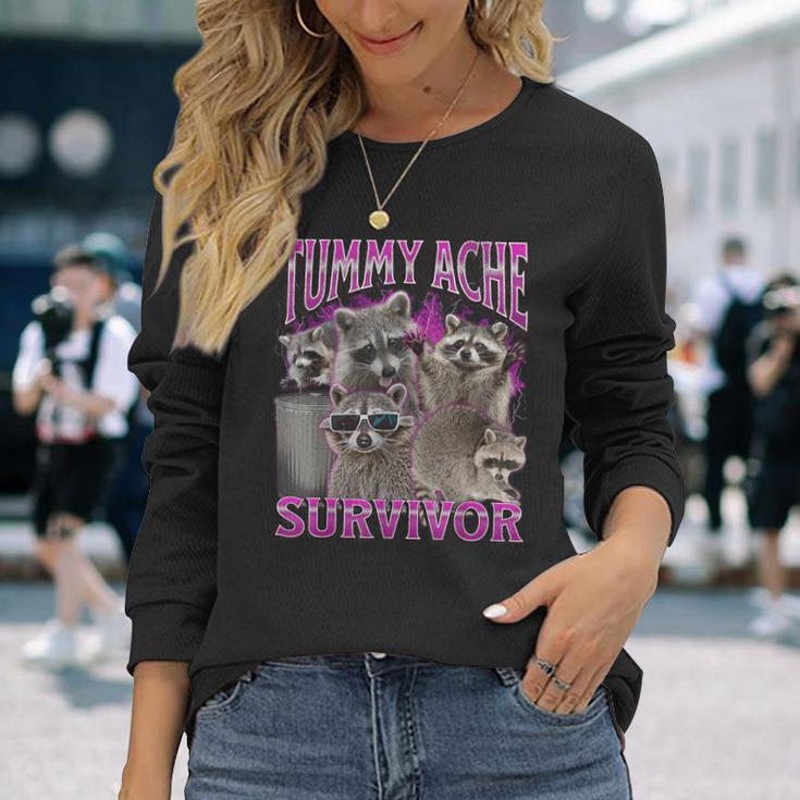 Tummy Ache Survivor Raccoon Meme Bootleg Graphic 90S Langarmshirts Geschenke für Sie