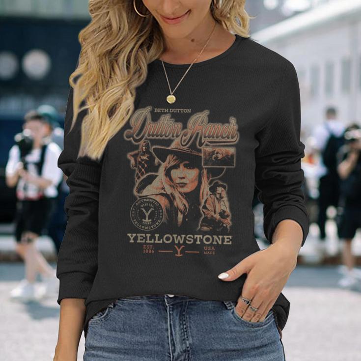 Yellowstone Iconic Beth Dutton Distressed Big Chest Poster Langarmshirts Geschenke für Sie