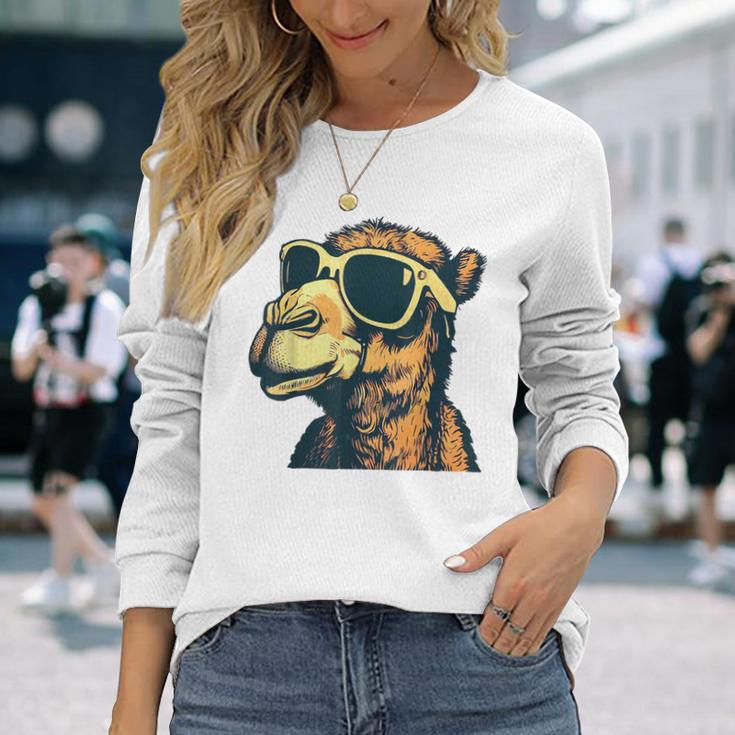 Camel With Sunglasses Gray Langarmshirts Geschenke für Sie