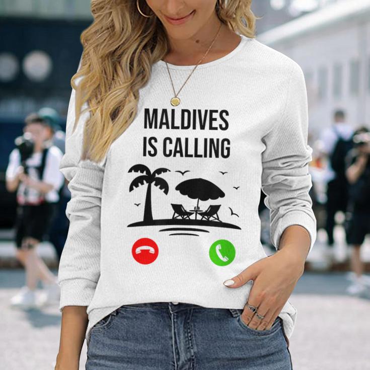 Maldives Calls Souvenir Holiday Travel Summer Langarmshirts Geschenke für Sie