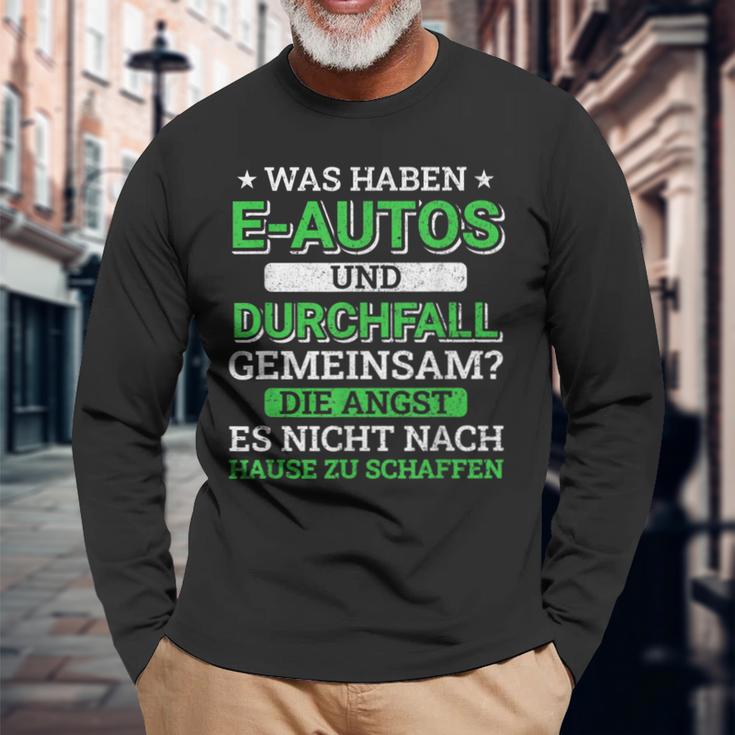 Anti Electric Car Burning Electric Car Opponent Langarmshirts Geschenke für alte Männer