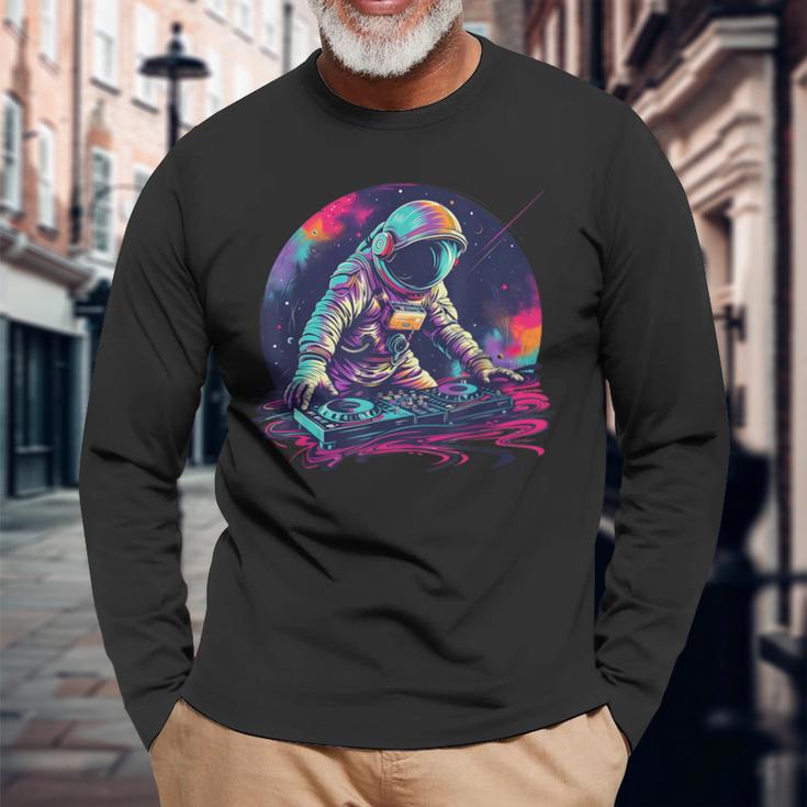 Dj Astronaut Space Galaxy Techno Rave Edm House Music Planet Langarmshirts Geschenke für alte Männer