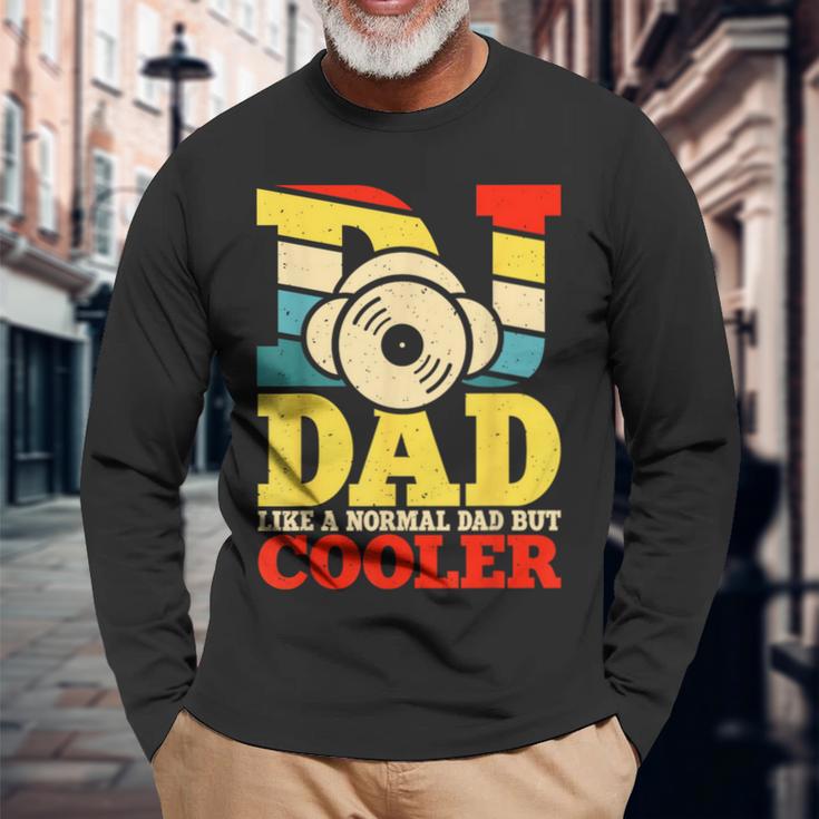 Dj Dad Like A Normal Dad But Cooler Langarmshirts Geschenke für alte Männer