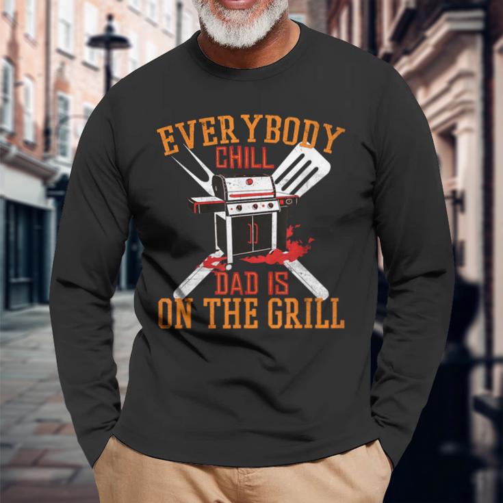 Saying Dad Is On The Grill For Dad On Father's Day Langarmshirts Geschenke für alte Männer