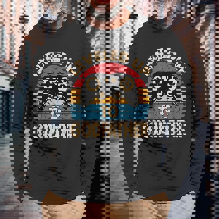 Leveled Up To Godfather Retro Promocionado A Padrino Regalo Camiseta de manga larga Regalos para ancianos