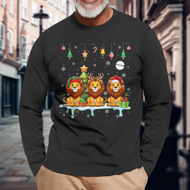 Three Santa Claus Reindeer Elf Lions Christmas Animal Lovers Children's Langarmshirts Geschenke für alte Männer