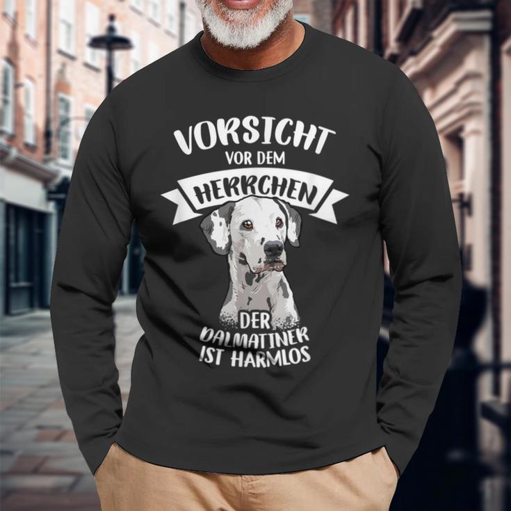 Vorsichtor Dem Herrchen Der Dalmatian Ist Harmlos Gassi Langarmshirts Geschenke für alte Männer