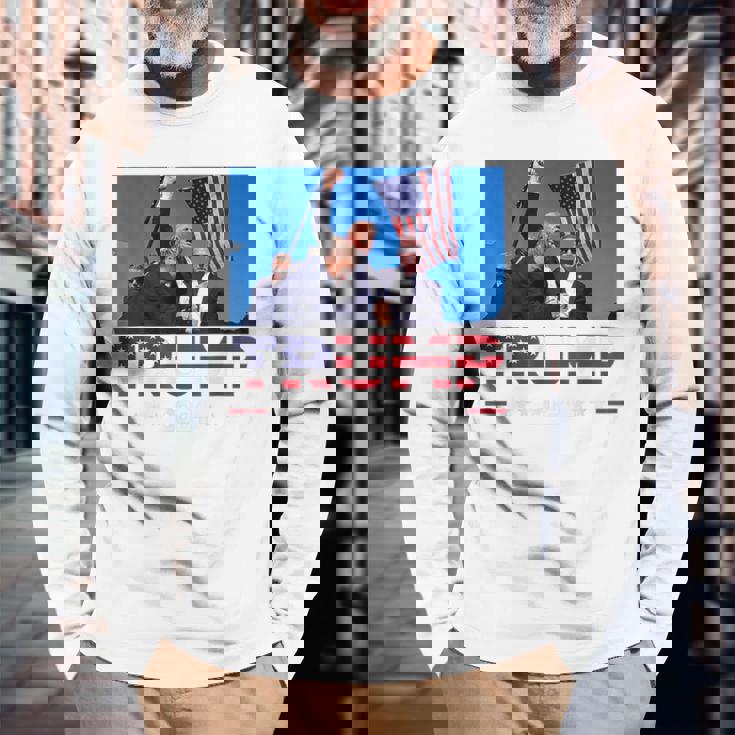Donald Trump 2024 Sobrevivió A Disparo En Mitin Electoral Camiseta de manga larga Regalos para ancianos