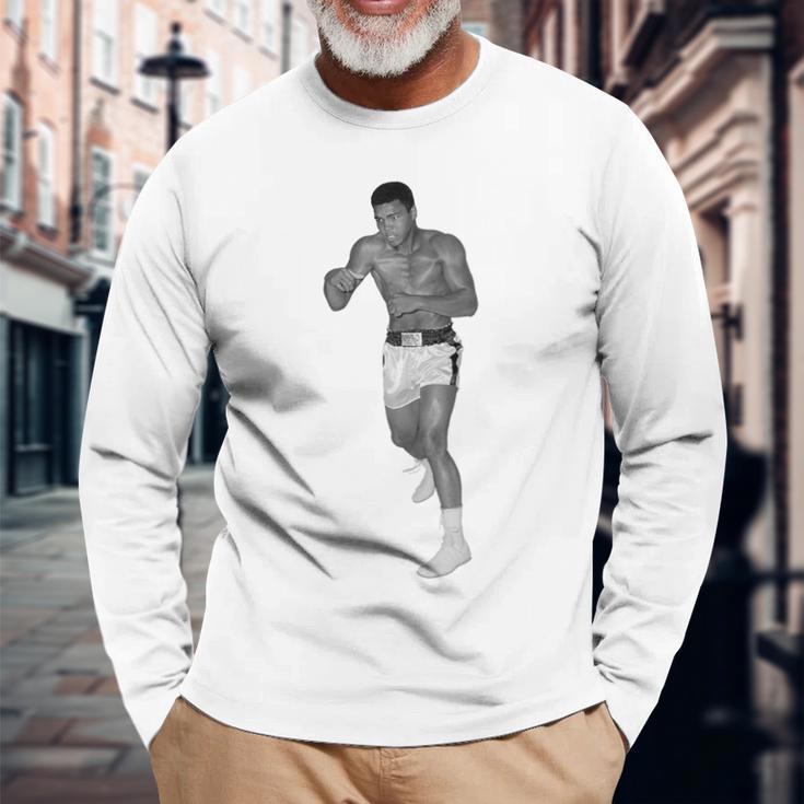 Muhammad Ali Trained To Fight Henry Cooper 1966 Langarmshirts Geschenke für alte Männer