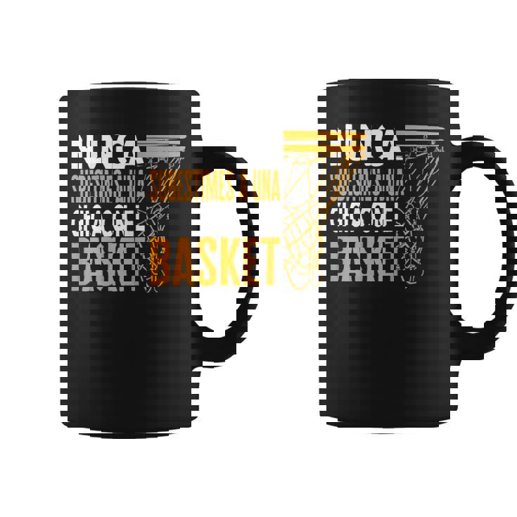 Baloncesto Una Chica Con El Basket Divertido Basketball Taza de café