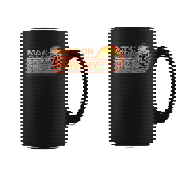 Hecho En Enero 26 Impresionante Nacido En 26 Cumpleañosintage Taza de café