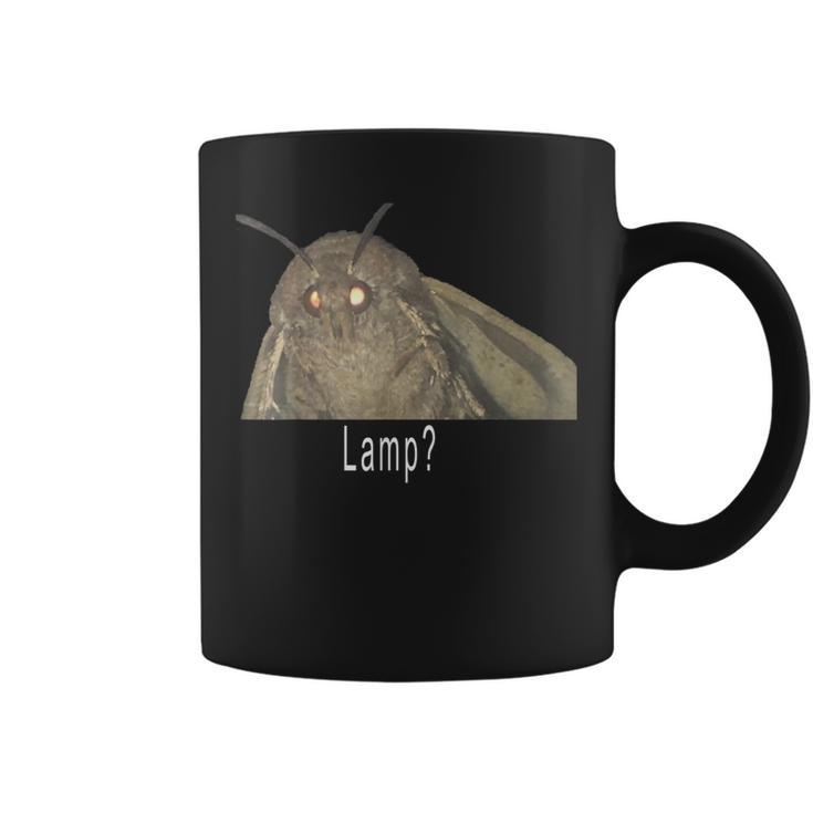 Moth Lamp Meme Tassen