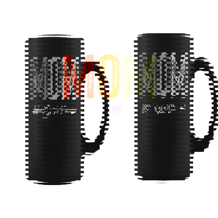 Vintage Mom Est 2025 Promoted To Mommy Mother's Day 2025 Taza de café