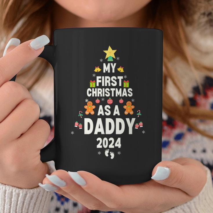 First Christmas As A Daddy 2024 Pregnancy Announcement Tassen Lustige Geschenke