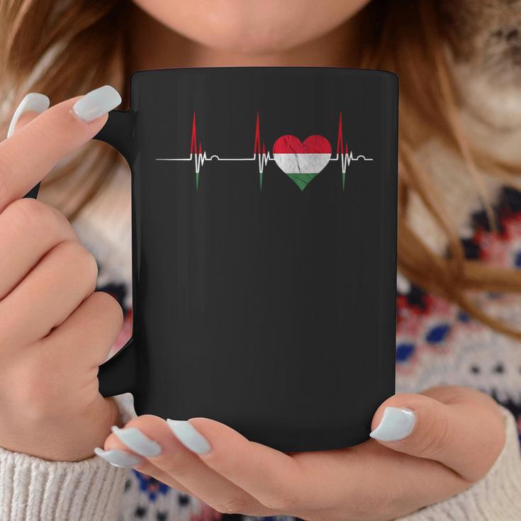 Hungary Heart Ungare Heartbeat Ecg Pulse Hungarian Hungary S Tassen Lustige Geschenke