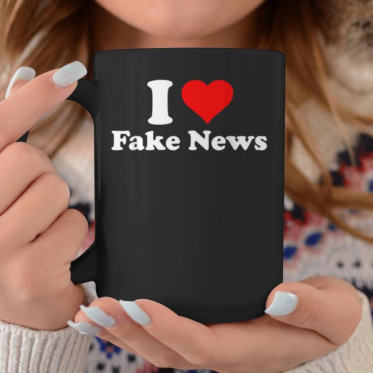 I Love Fake News Tassen Lustige Geschenke