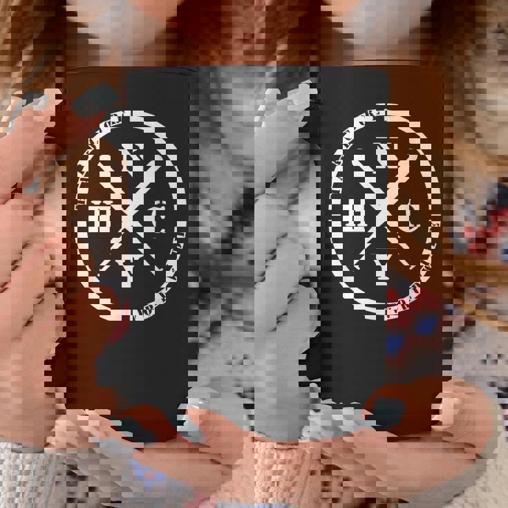 New York Hardcore Is Worldwide Nyhc Punks Not Dead Taza de café Regalos divertidos
