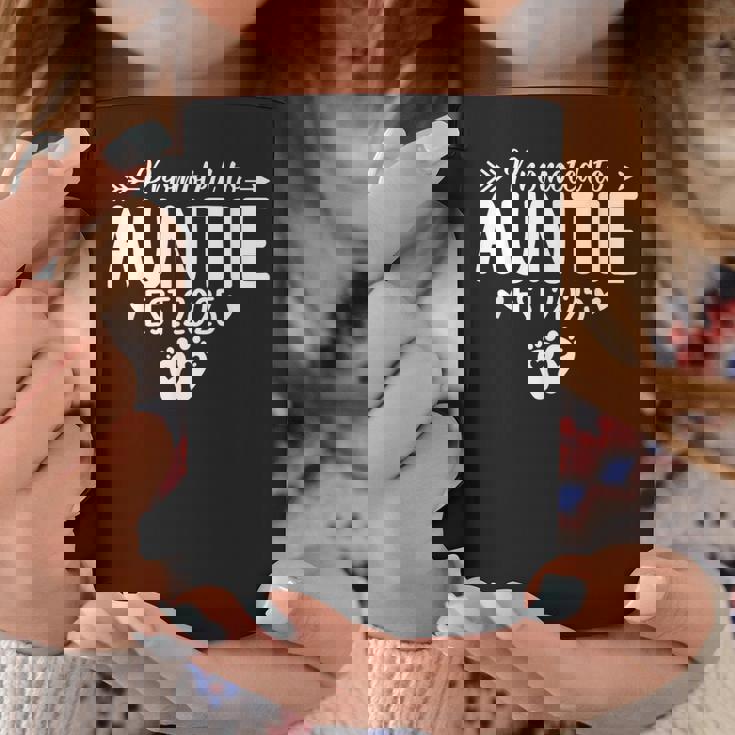 Promoted To Auntie Est 2025 Soon To Be New Aunt Baby Reveal Coffee Mug Funny Gifts