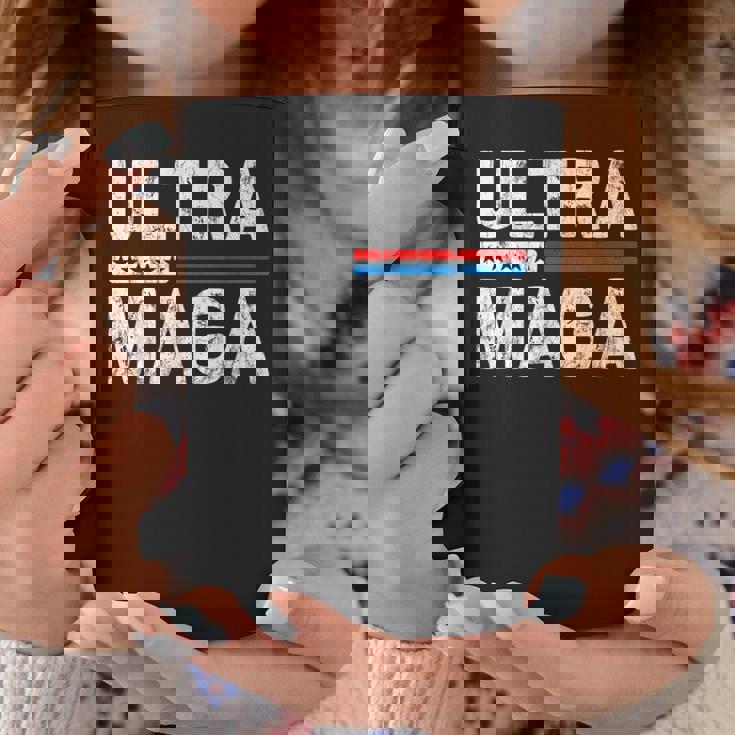 Ultra Maga Orgulloso Diseño De Partidario De Ultra-Maga Trump Orgulloso Taza de café Regalos divertidos