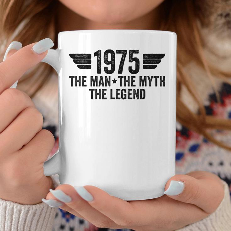 1975 The Man The Myth The Legend Taza de café Regalos divertidos