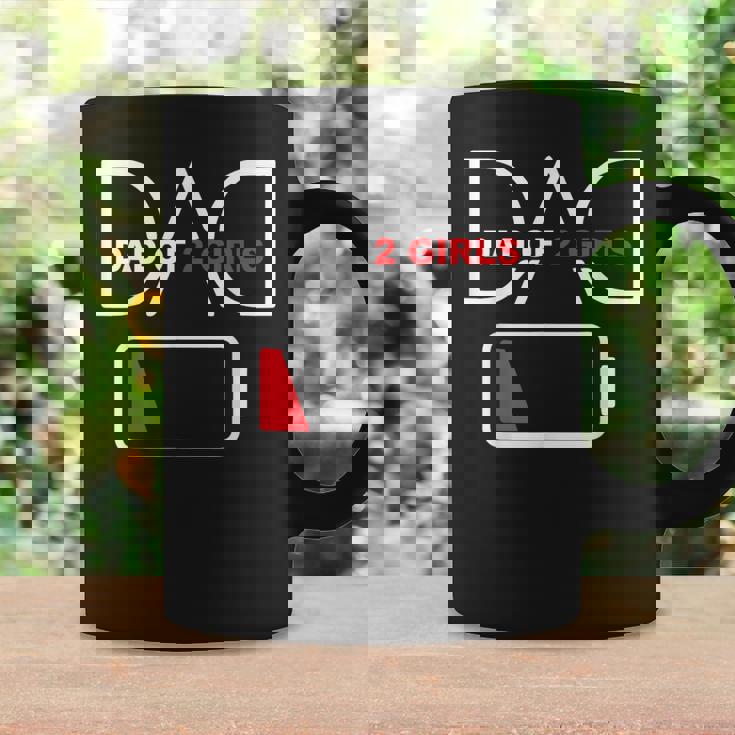 Dad Of 2 Girls Low Battery Father’S Day Girls Dad Taza de café Ideas de regalos