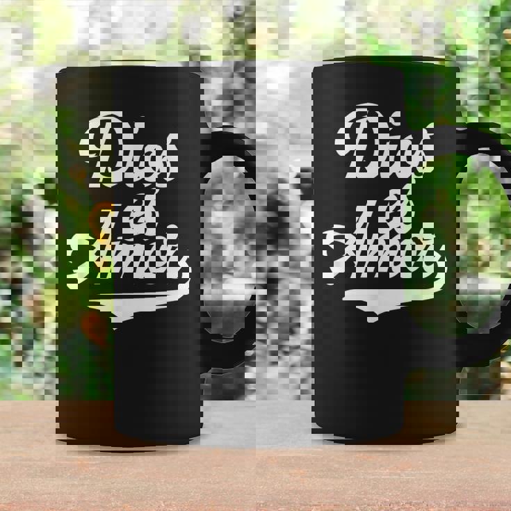 Dios Es Amor Español Mensaje Cristiano Católico Dios Es Amor Taza de café Ideas de regalos