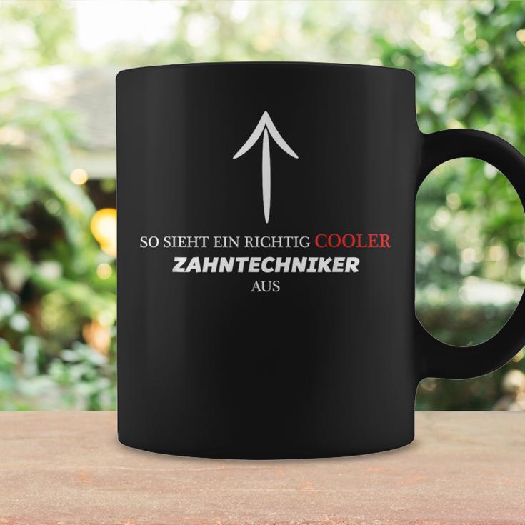 With Text So Looks Ein Richtig Cooler Zahntechniker Aus Tassen Geschenkideen